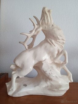 Porcelánová soška jelena - 3