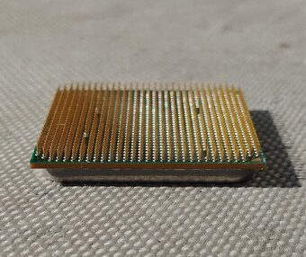 AMD ATHLON 2 X4 640 - 3