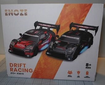 RC auto Nissan GTR 1:24 - 3