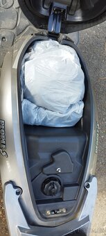 Kymco People 200i motoskutr - 3