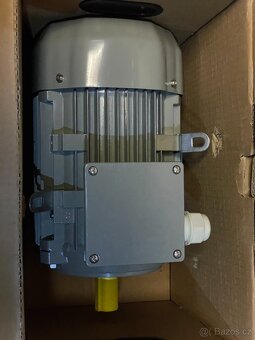 Třífázový elektromotor 400V 0.37 0.55 1.1 1.5 2.2 4 5.5kW - 3