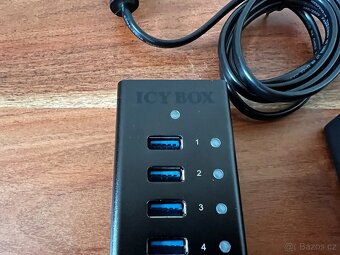 Prodám ICY BOX IB-AC6110 - USB 3.0 hub s napájením -10 portů - 3