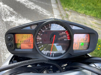prodam SUZUKI GSR600 - 3
