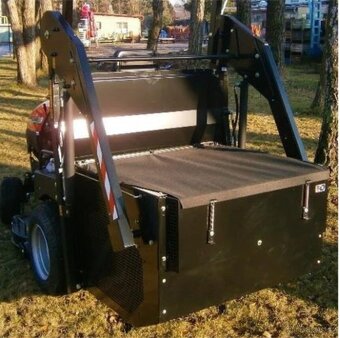Wisconsin BULLDOG W 3674/122 DELUXE - zahradní traktor - 3