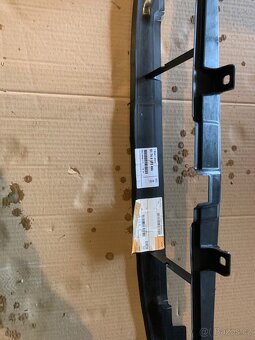Přední mřížka BMW f90-g30 - 3
