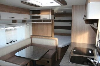 Karavan pro 6 osob.Bürstner•Premio 550TK•1300kg - 3