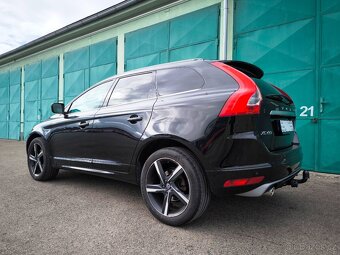Volvo XC60 2.4D5/140kW AWD R-DESIGN - 3