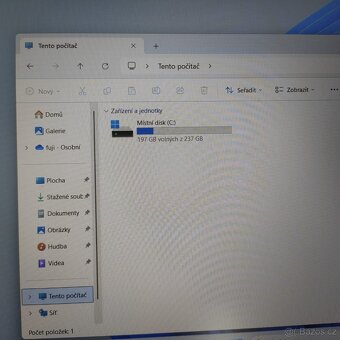 Fujitsu Siemens-15.6"/Intel i3-7th/8GB/256 GB SSD/Win 11 - 3