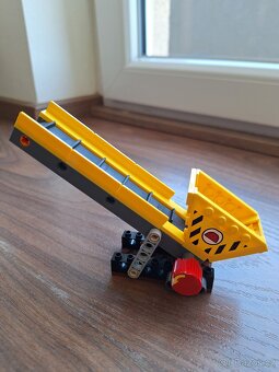 Bagr a nákladní automobil, LEGO CITY 60075 - 3