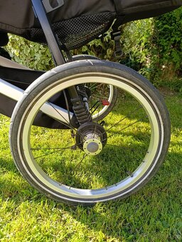 Sportovní kočárek Thule Glide 2 Jet Black 2021 - 3