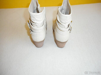 Kozačky ..koně" - 3