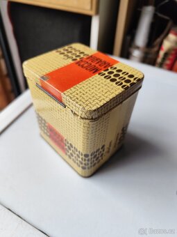 Stará krabice na kávu - 3