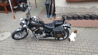 Suzuki Intruder VS 1400 - 3