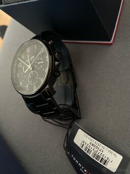 Hodinky Tommy Hilfiger černé - 3