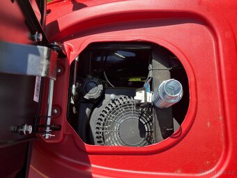 Zahradní traktůrek Rider - 3