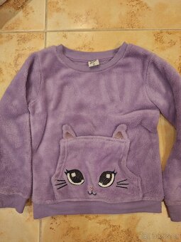 3 mikiny vel. 110 - 3