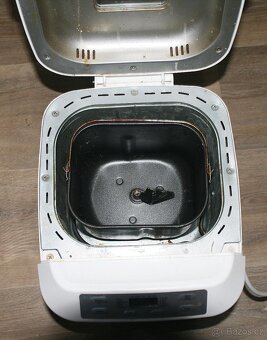 Domácí pekárna Sencor - 3