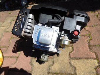 Motor do sekačky - 3