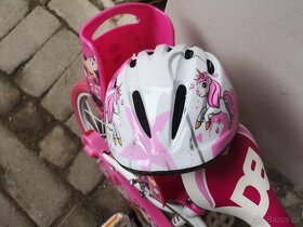 Dětské kolo Minnie stav nového + helma - 3