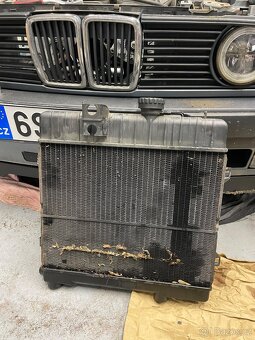 Bmw E30 chladič M10B18 - 3