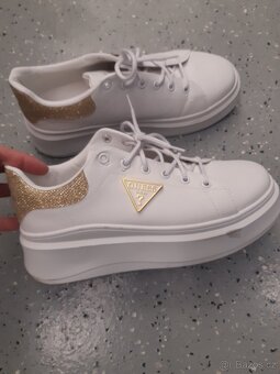 Prodej botasek Guess - 3