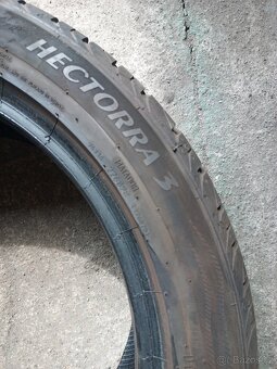 Prodám jeté 225/45 R17 - 3