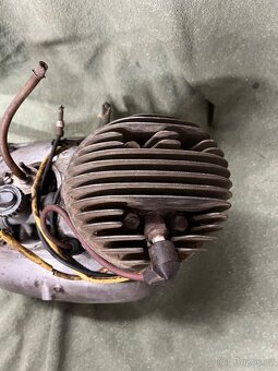 Motor ČZ 150 rok výroby 1951 - 3