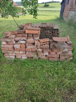 Cihly a tašky na střechu - 3