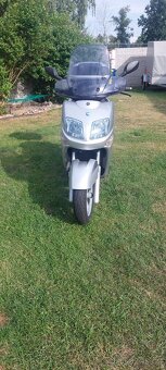 Yamaha Versity 300 - 3