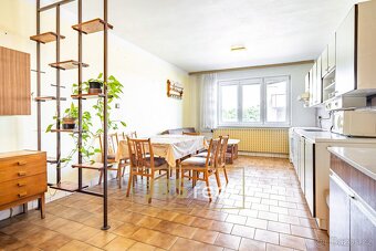 Prodej rodinného domu, 230 m2 - Hustopeče, ev.č. 00031 - 3