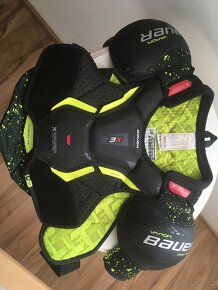 Hokejová vesta s chrániči Bauer Vapor 3X, velikost JR Medium - 3