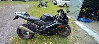 Suzuki Gsxr 1000 k7 - 3