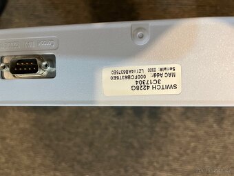 Switch 24x100 2x1000 - 3