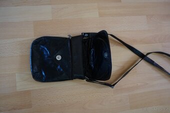 malá kožená kabelka - 3