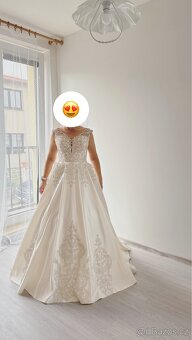 Č. 005 svatební šaty nové z menší vlečkou - 3