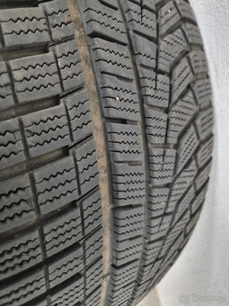 Zimní Hankook 255/35/R20 2ks - 3