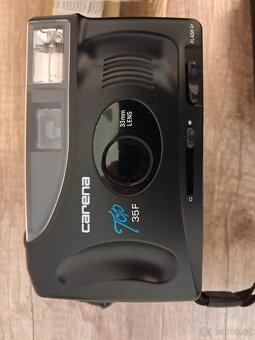 tři fotoaparáty - 3