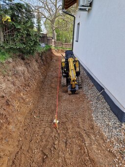 Minibagr Hanix 750kg - 3