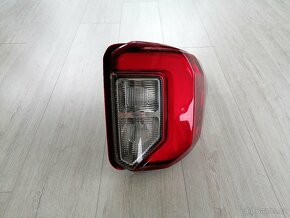 Zadní pravé světlo Ford Explorer - 3