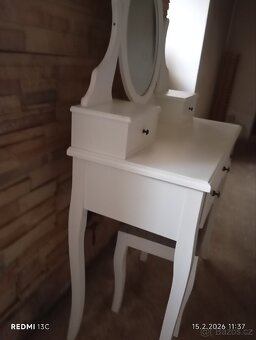 Toaletní stolek - 3