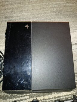 PlayStation 4 - 3