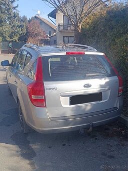 Kia Ceed 2010, 1.6 benzin - 3