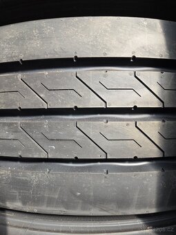 Prodám nákladní pneu Náves - 3