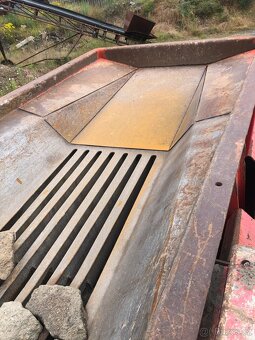 Mobilní drtič Red Rhino 7000+ - 3