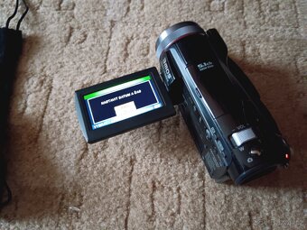 vVideokamera Phanasonic - 3