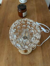 Elegantní stolní lampa - 3