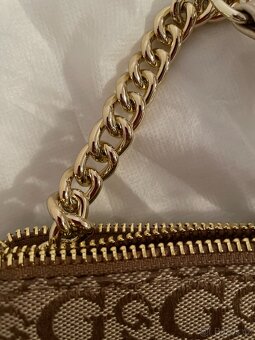 Guess Křížová Taška – Luxusní Design - 3
