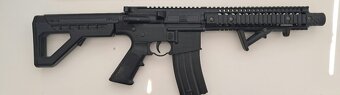 Vzduchovka Crosman DPMS SBR Full Auto 4,5mm - 3