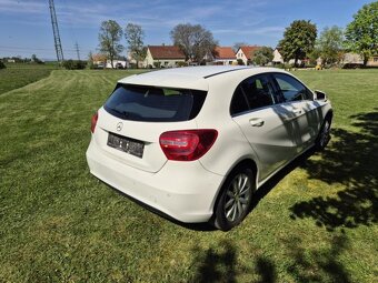 Prodám Mercedes-Benz Třídy A 1.6I 90KW - AUT.KLIMATIZACE - 3