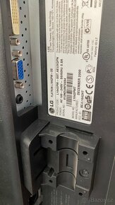 Monitor LG - 3